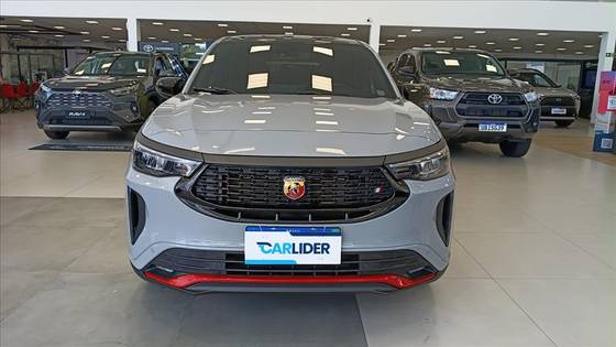 FIAT FASTBACK 1.3 TURBO 270 FLEX ABARTH AT6 FIAT FASTBACK 1.3 TURBO 270 FLEX ABARTH AT6